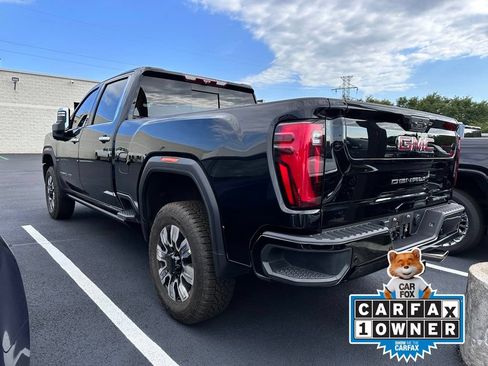 Used 2024 GMC Sierra 2500 Denali w/ Denali Reserve Package AWD/4WD image 3