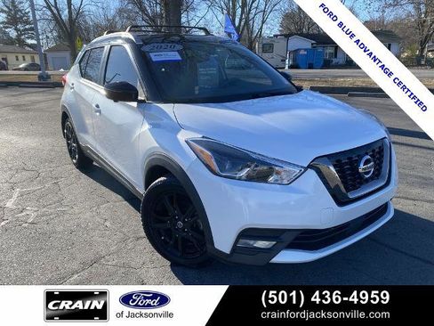 Used 2020 Nissan Kicks SR w/ SR Premium Package image 1