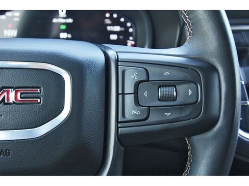 Used 2024 GMC Yukon AT4 w/ Technology Package image 17