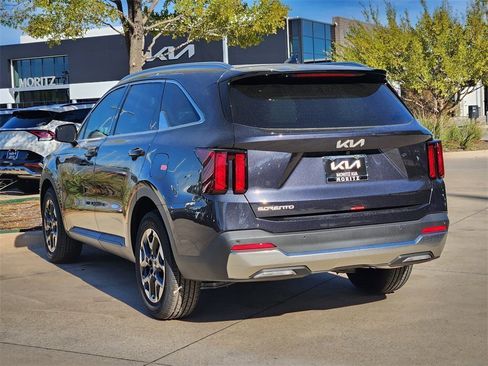 New 2026 Kia Sorento S w/ S Panoramic Sunroof Package image 3