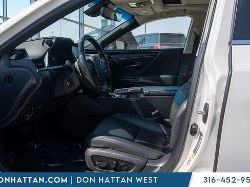 Used 2019 Lexus ES 350 w/ Premium Package FWD image 3