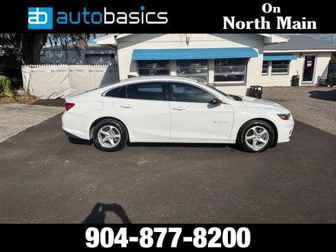 Used 2018 Chevrolet Malibu LS image 4