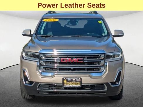 Used 2023 GMC Acadia SLT image 12