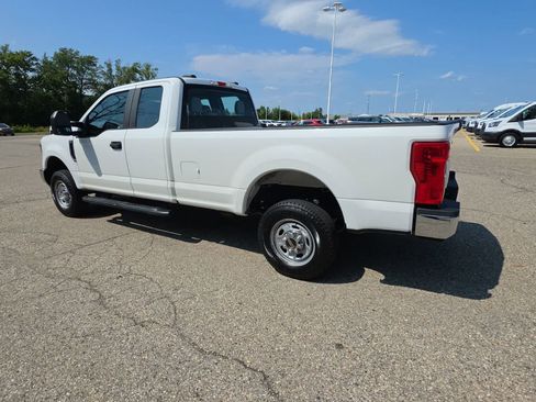 Used 2020 Ford F250 XL w/ XL Value Package AWD/4WD image 15