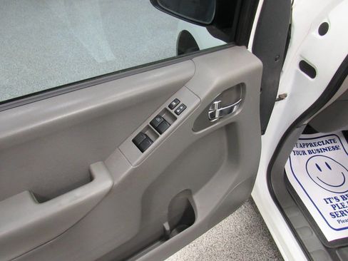 Used 2019 Nissan Frontier SV w/ Value Truck Package image 40