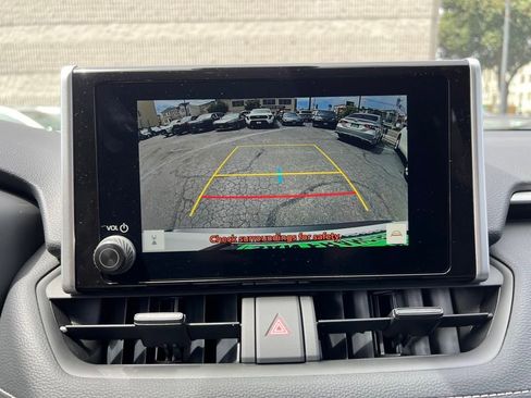 New 2025 Toyota RAV4 XLE image 31