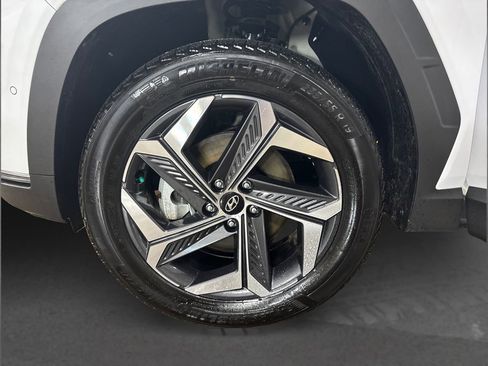 Used 2023 Hyundai Tucson Limited image 12