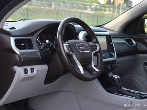 Used 2018 GMC Acadia SLT w/ LPO, Floor Liner Package AWD/4WD image 19