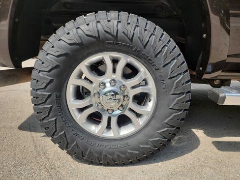 Used 2016 RAM 2500 Laramie w/ Protection Group AWD/4WD image 10