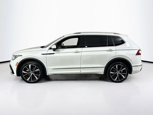 Used 2022 Volkswagen Tiguan SEL R-Line AWD/4WD image 8