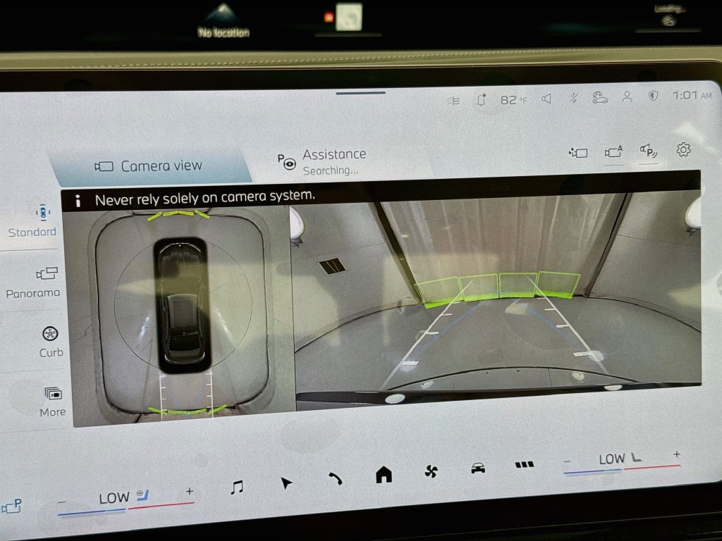 New 2027 BMW 740i w/ Premier Package RWD image 15
