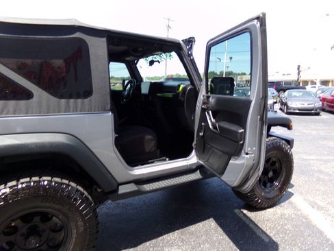 Used 2014 Jeep Wrangler Sport AWD/4WD image 21