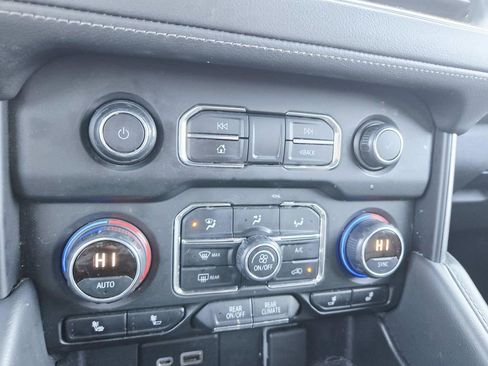 Used 2021 Chevrolet Suburban Z71 w/ Z71 Off-Road Package image 32