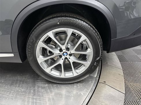 New 2026 BMW X5 xDrive40i w/ Climate Comfort Package AWD/4WD image 27
