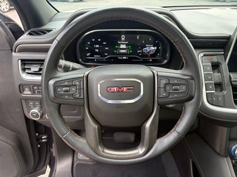 Used 2023 GMC Yukon XL AT4 AWD/4WD image 38