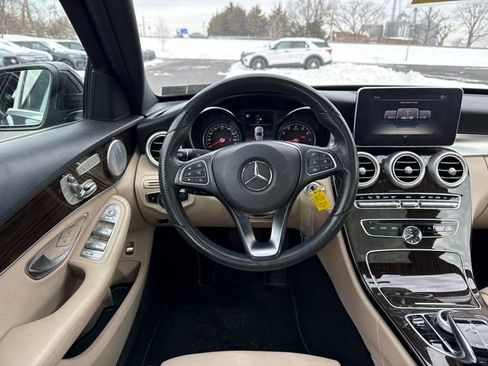 Used 2018 Mercedes-Benz C 300 4MATIC Sedan image 13