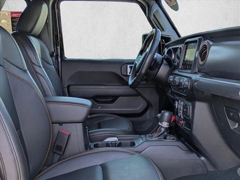 Used 2022 Jeep Gladiator Mojave w/ LED Lighting Group AWD/4WD image 25
