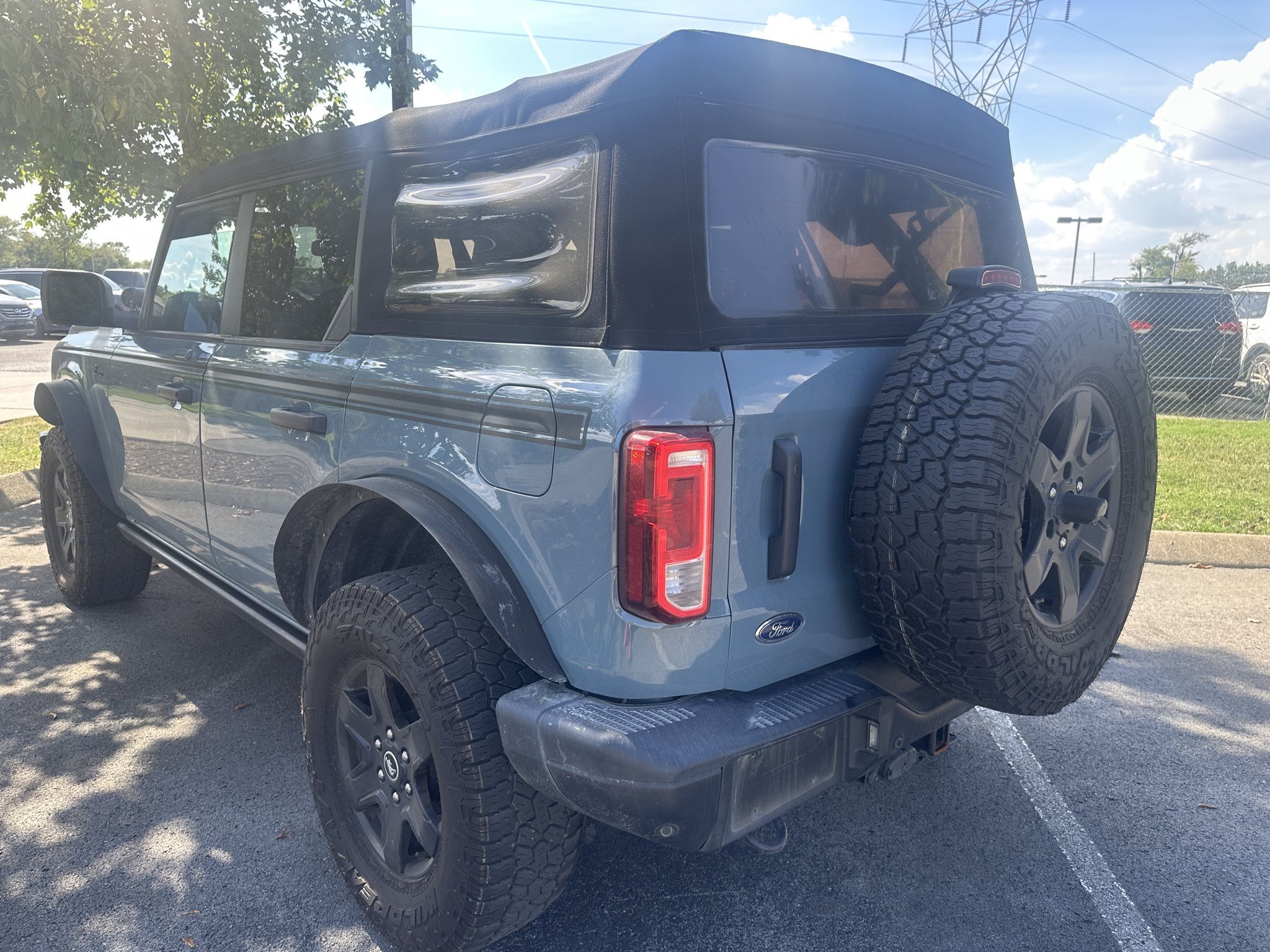 Used 2022 Ford Bronco Black Diamond AWD/4WD image 5
