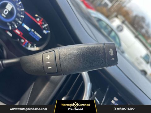 Used 2020 Cadillac Escalade Luxury image 29