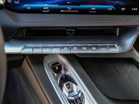 Used 2026 Chevrolet Corvette Stingray Coupe w/ Z51 Performance Package image 26