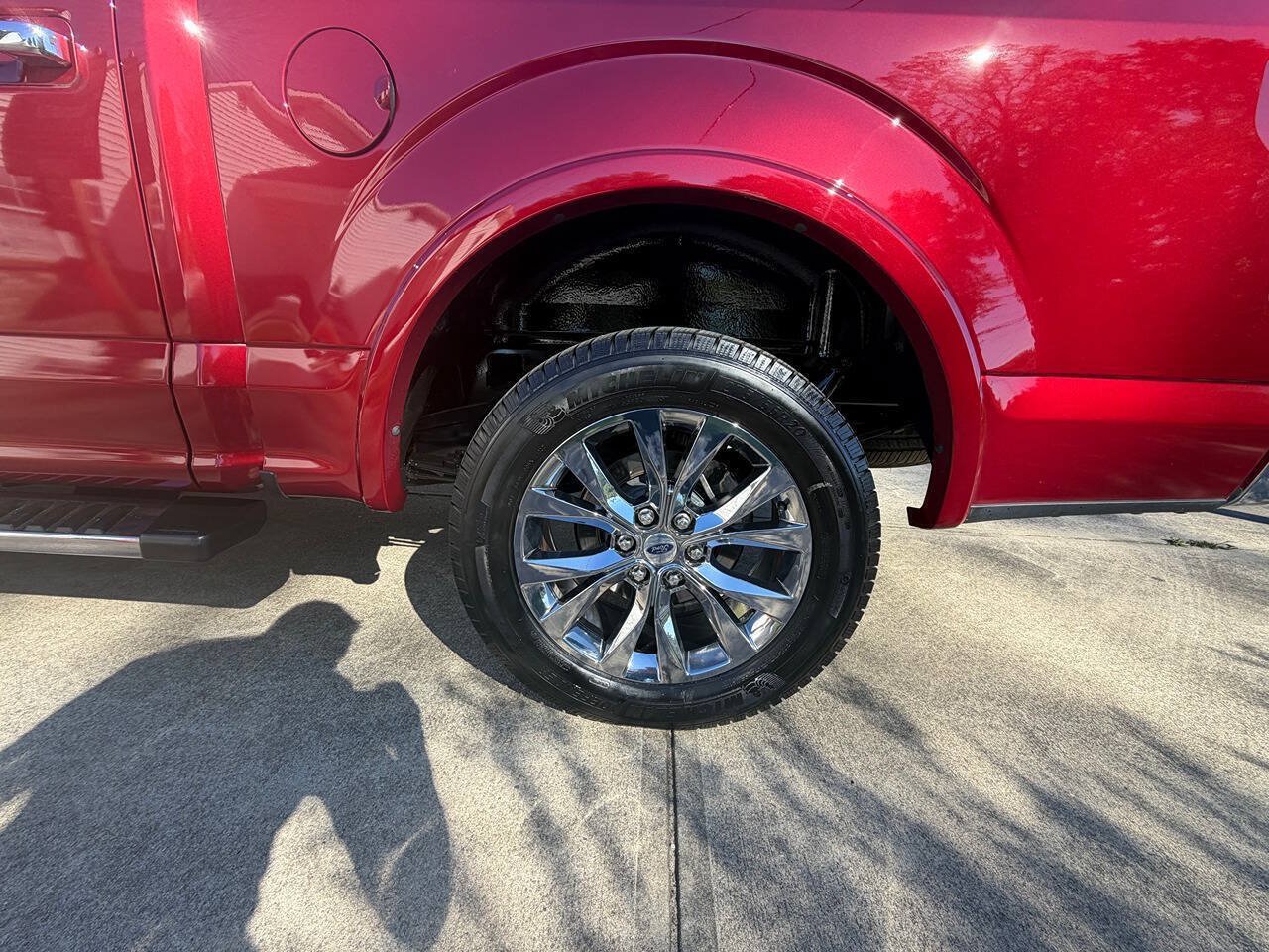 Used 2017 Ford F150 Lariat RWD image 8