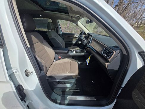 New 2026 Volkswagen Atlas SEL AWD/4WD image 10