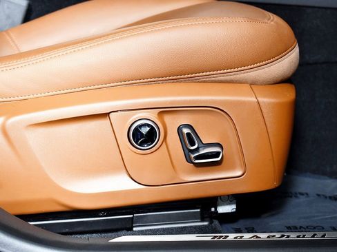 Used 2021 Maserati Levante image 43