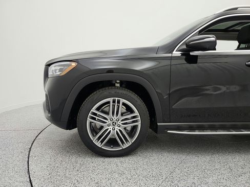 New 2026 Mercedes-Benz GLS 450 4MATIC image 12
