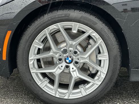 Used 2025 BMW 330i Sedan w/ Premium Package image 31