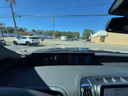 New 2025 Ford Expedition Tremor image 21