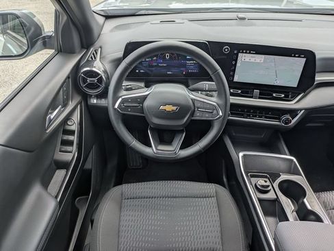 Used 2026 Chevrolet Equinox LT FWD image 29