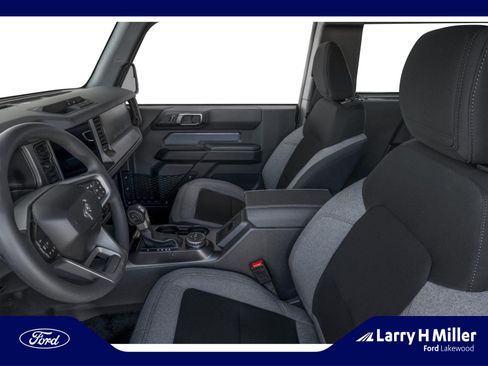 New 2026 Ford Bronco 2-Door AWD/4WD image 6