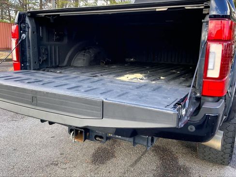 Used 2021 Ford F250 Lariat image 33