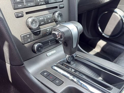 Used 2011 Ford Mustang GT Premium w/ Security Pkg RWD image 18