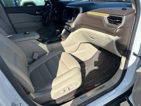 Used 2019 GMC Acadia Denali w/ Technology Package image 29