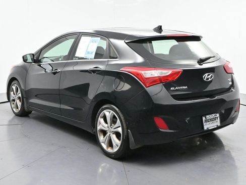 Used 2013 Hyundai Elantra GT w/ Style Pkg FWD image 5