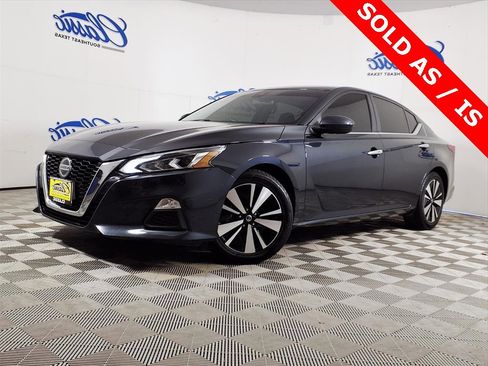 Used 2021 Nissan Altima 2.5 SV image 1