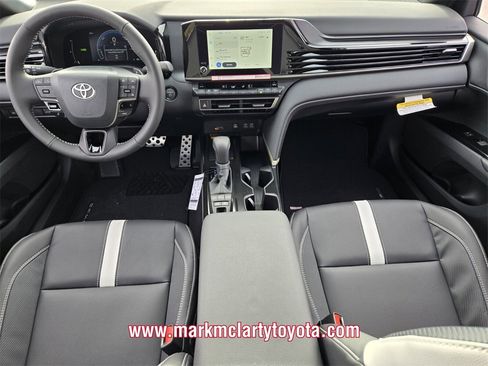 New 2026 Toyota Camry SE image 9