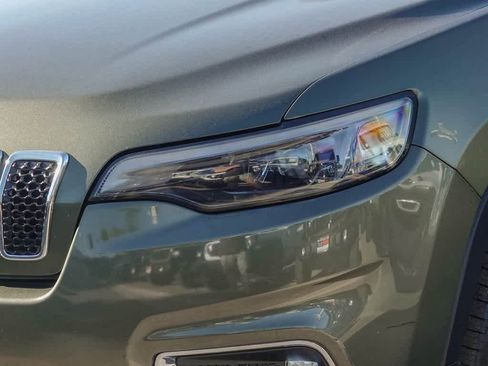 Certified 2020 Jeep Cherokee Limited image 8