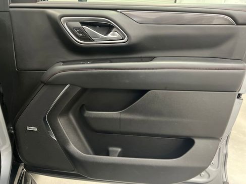 Used 2024 Chevrolet Suburban RST image 26