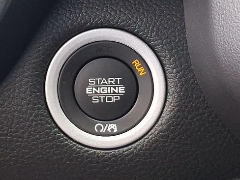 Used 2023 RAM 1500 Big Horn AWD/4WD image 22