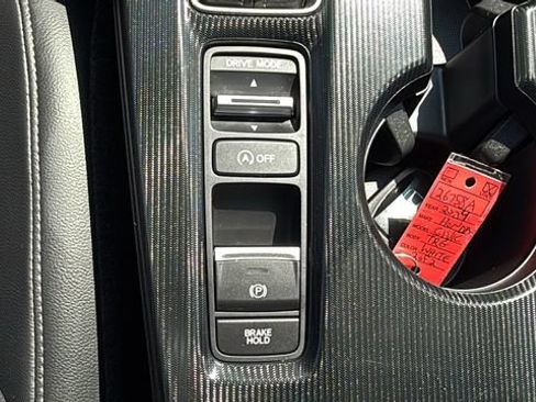 Used 2024 Honda Civic Touring image 22