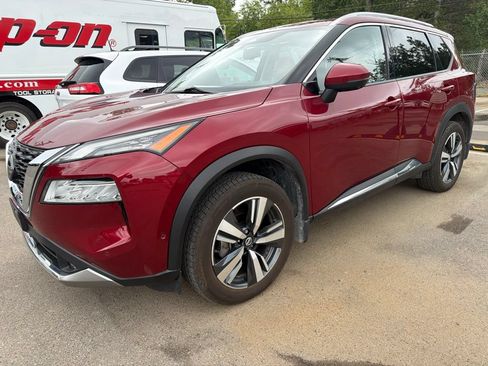 Used 2021 Nissan Rogue Platinum AWD/4WD image 1
