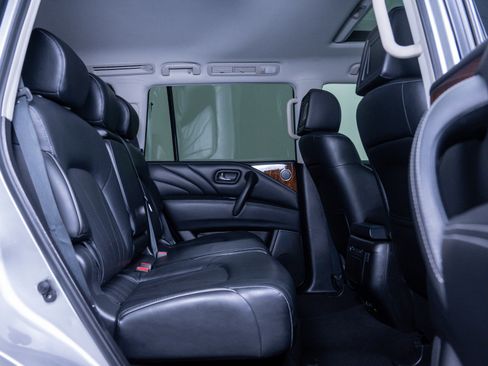 Used 2017 INFINITI QX80 4WD image 12