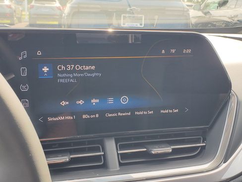 New 2025 Chevrolet Trax ACTIV w/ Driver Confidence Package image 16