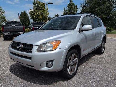 Used 2010 Toyota RAV4 Sport AWD/4WD image 2