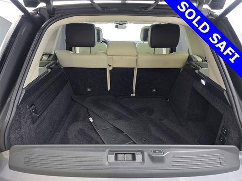 Used 2021 Land Rover Range Rover Westminster Edition image 18