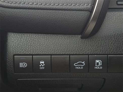 Certified 2021 Toyota Camry XLE image 26