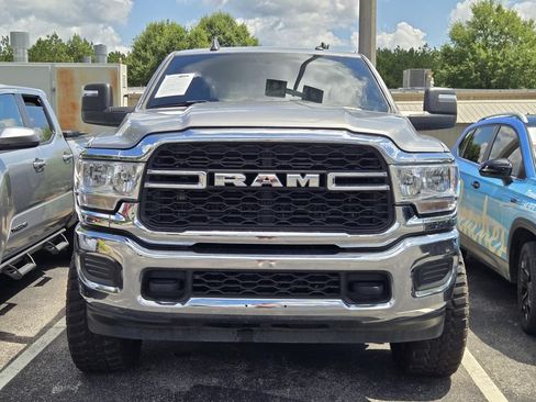 Used 2024 RAM 2500 Tradesman w/ Chrome Appearance Group AWD/4WD image 2