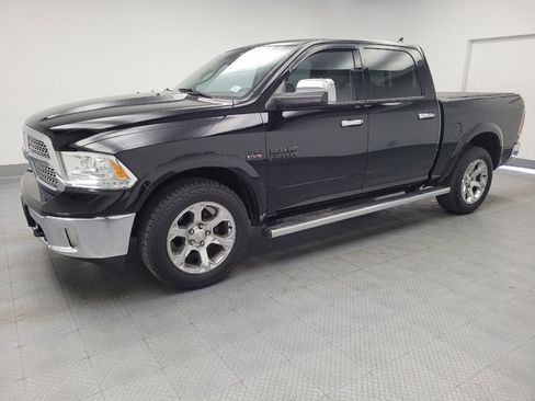 Used 2013 RAM 1500 Laramie w/ Convenience Group image 2